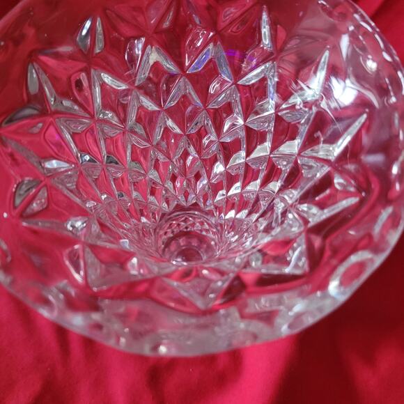 Pressed Glass Vase 10 inches Vase Pretty Geometric design - Picture 2 of 9